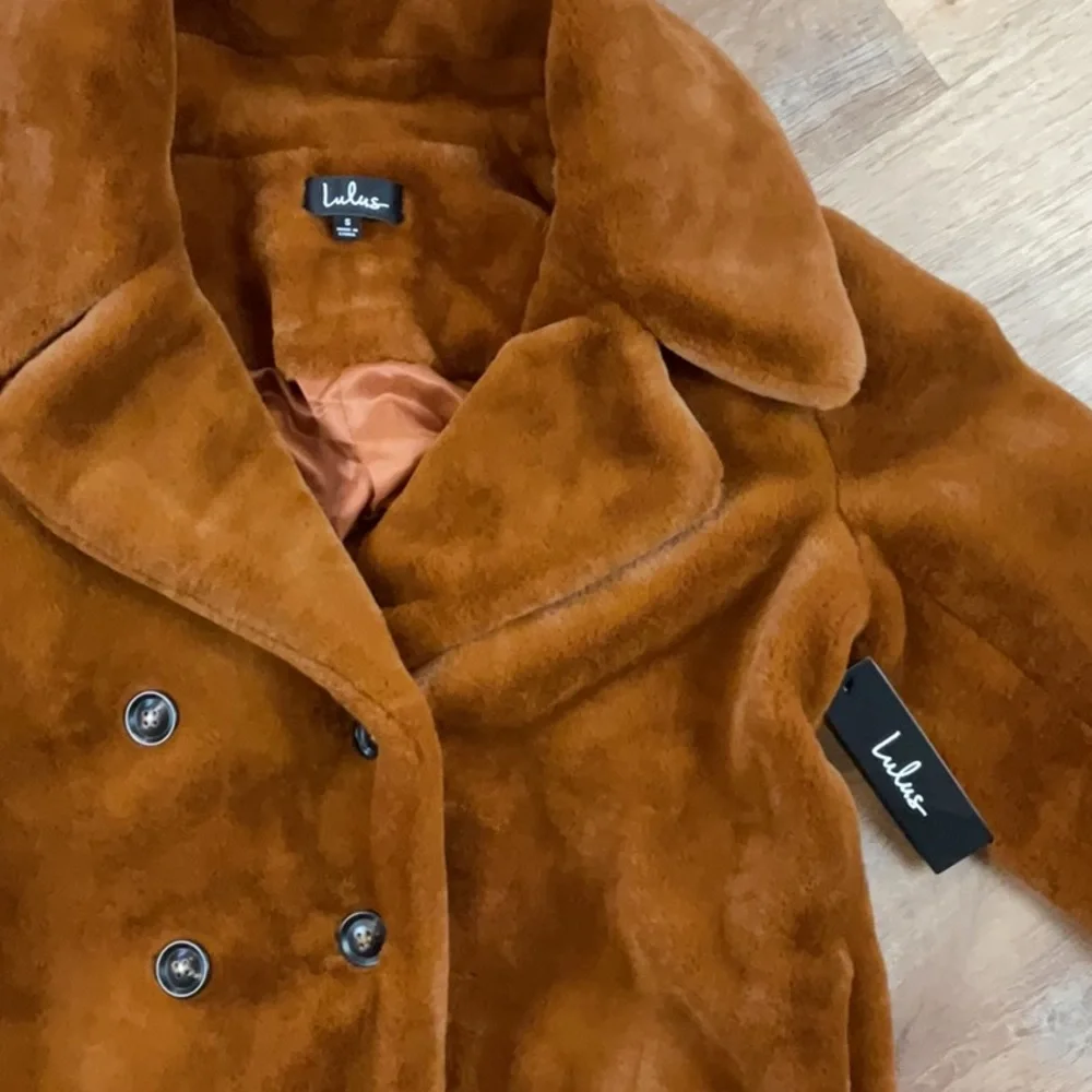 Lulu’s NWT Avante Brown Faux Fur Double Breasted Coat - Picture 4 of 13